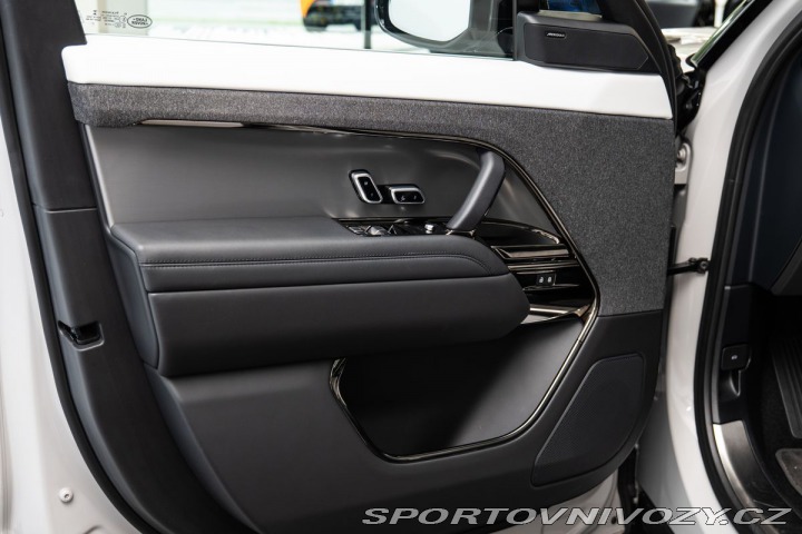 Ostatní značky Ostatní modely Land Rover Range Rover Sport D300 DYNAMIC HSE 1800
