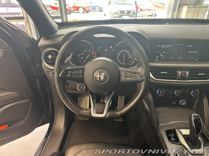 Alfa Romeo Stelvio 2.0 Turbo 280k Q4 VELOCE 2021
