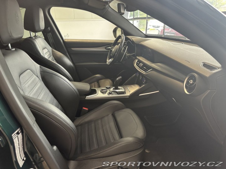 Alfa Romeo Stelvio 2.0 Turbo 280k Q4 VELOCE 2021