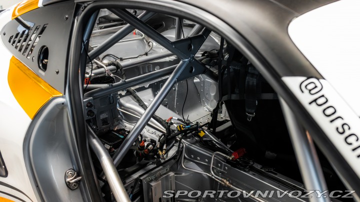 Porsche 911 992 GT3 Cup 2024