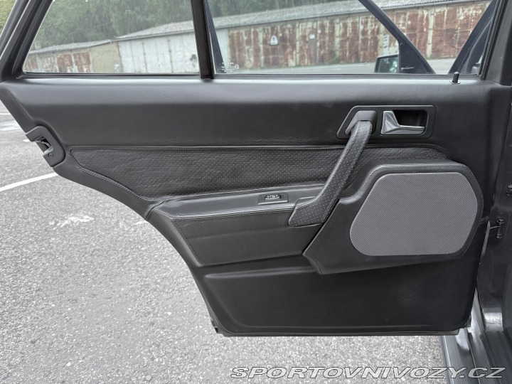 Mercedes-Benz Ostatní modely 190E 2.5-16v 1988
