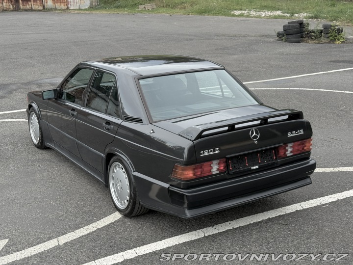 Mercedes-Benz Ostatní modely 190E 2.5-16v 1988