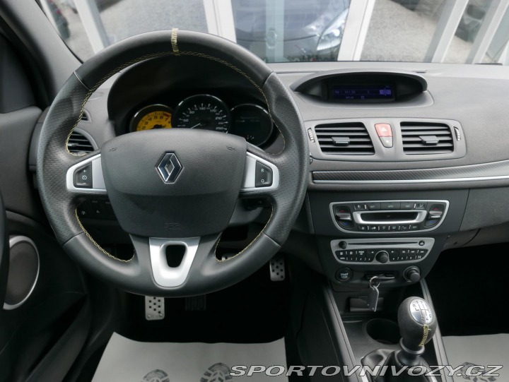 Renault Mégane RS Coupe 2,0i Turbo REZER 2011