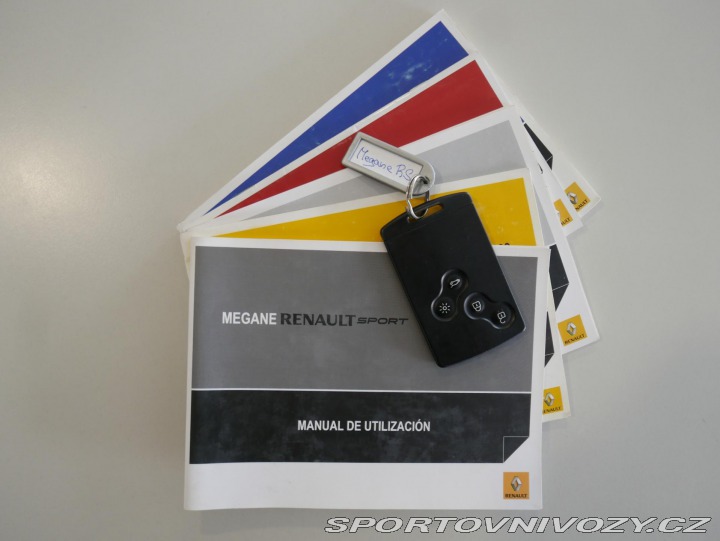 Renault Mégane RS Coupe 2,0i Turbo REZER 2011