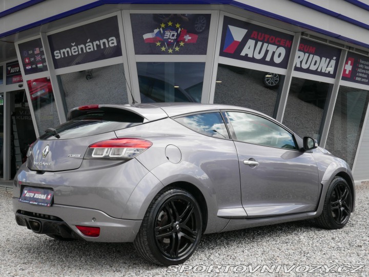 Renault Mégane RS Coupe 2,0i Turbo REZER 2011