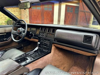 Chevrolet Corvette C4 5.7 V8 | 89k mil 1984