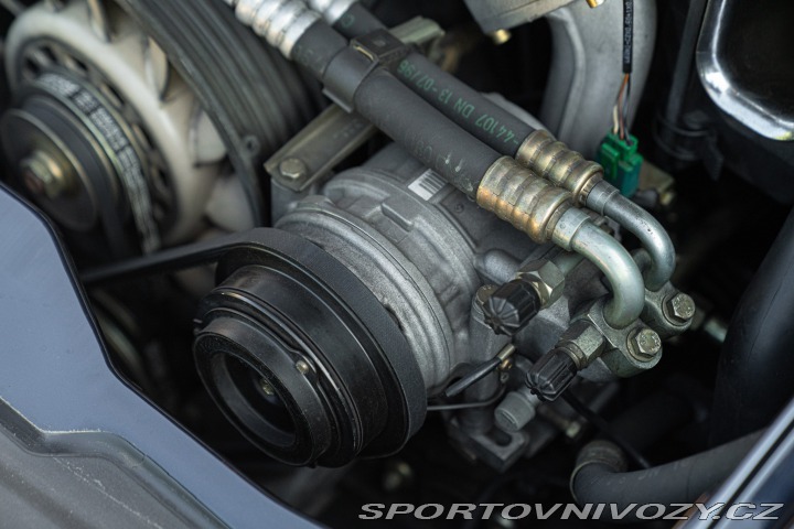 Porsche 911 993 (911) CARRERA 4S 1996
