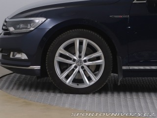 Volkswagen Ostatní modely Passat Highline 2.0 BiTDI 2015