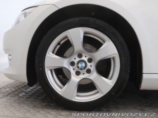 BMW 3 320 i 2011