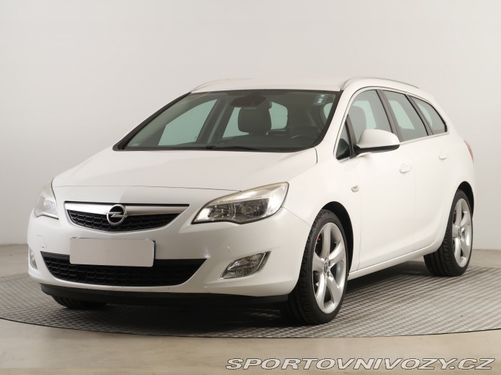 Opel Astra Classic 2.0 CDTI 2012