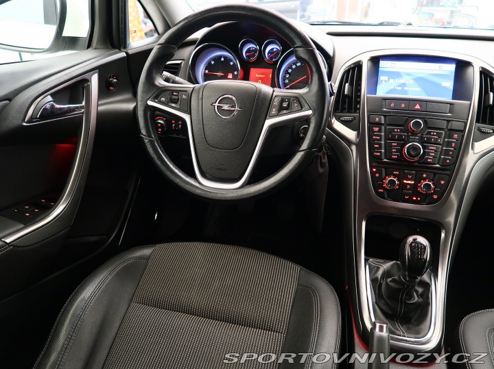 Opel Astra Classic 2.0 CDTI 2012