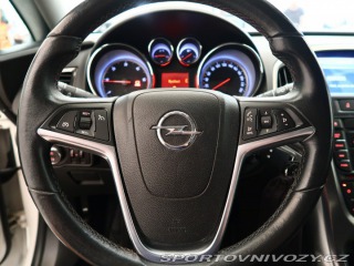 Opel Astra Classic 2.0 CDTI 2012