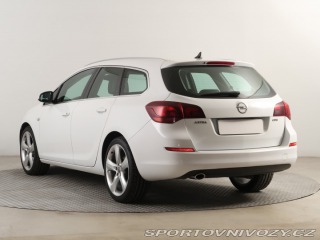 Opel Astra Classic 2.0 CDTI 2012