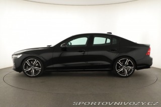 Volvo S60 R-Design B5 2022