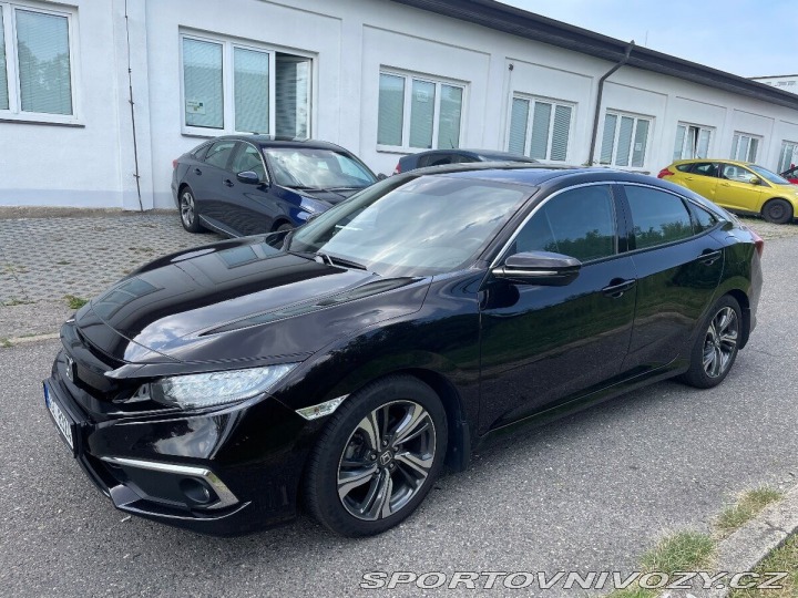 Honda Civic 1,5 VTEC turbo sedan 2020