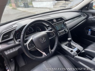 Honda Civic 1,5 VTEC turbo sedan 2020