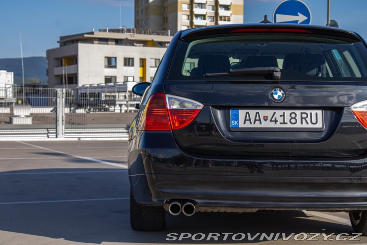 BMW 3 Touring  330 d  xDrive A/ 2007
