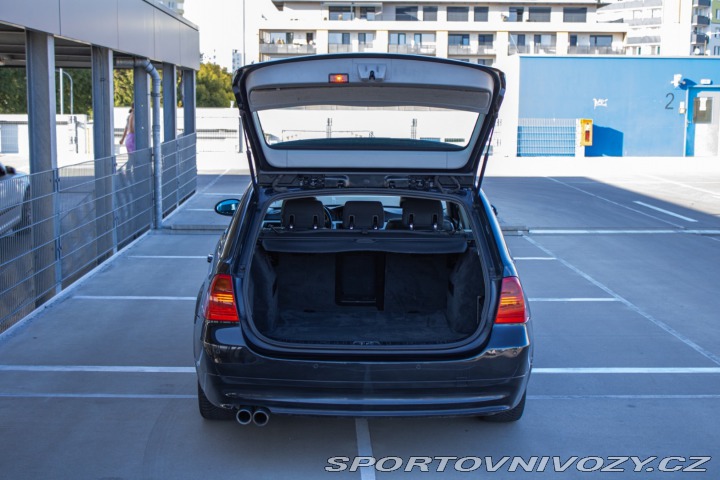 BMW 3 Touring  330 d  xDrive A/ 2007