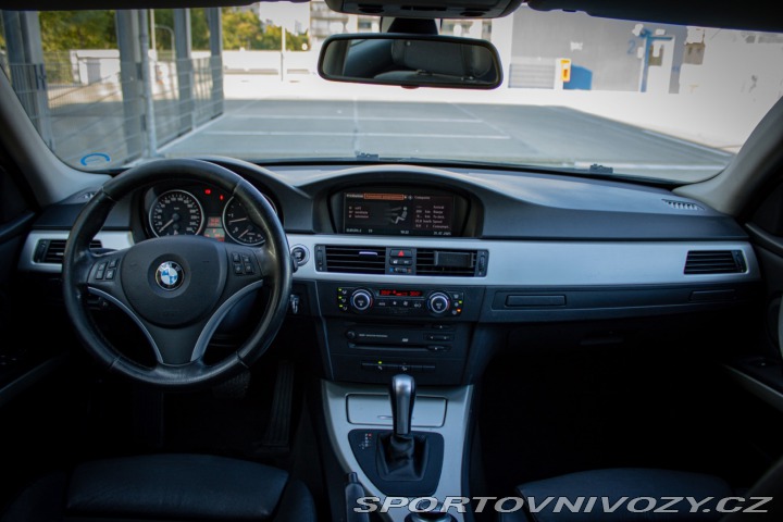 BMW 3 Touring  330 d  xDrive A/ 2007