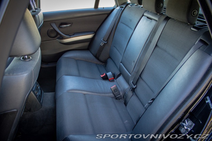 BMW 3 Touring  330 d  xDrive A/ 2007