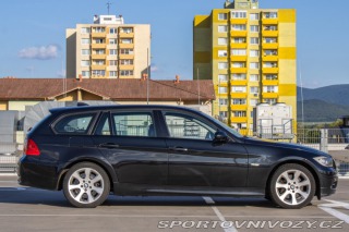 BMW 3 Touring  330 d  xDrive A/ 2007