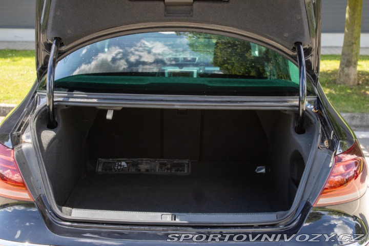 Volkswagen CC 2.0TDi DSG /aj na splátk 2014