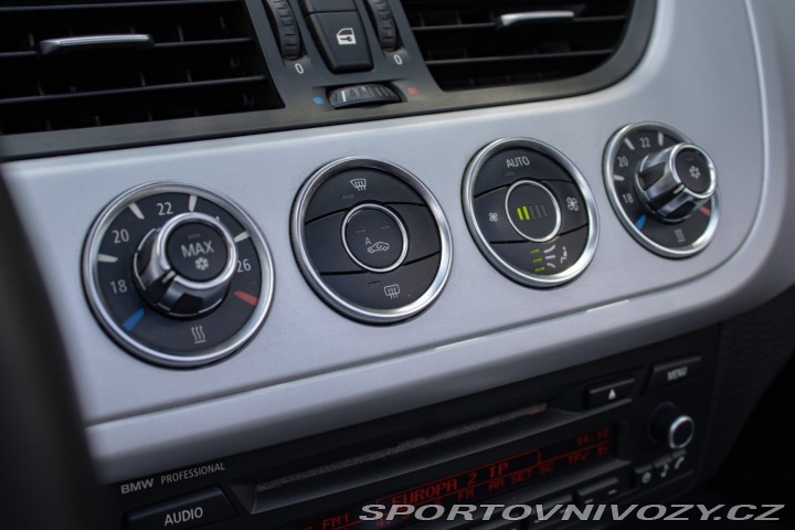 BMW Z4 Roadster sDrive 2.0i A/T 2012