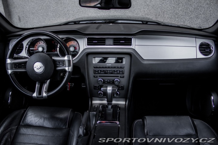 Ford Mustang 4.0L V6 2010
