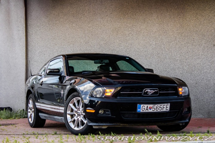 Ford Mustang 4.0L V6 2010