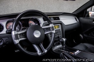 Ford Mustang 4.0L V6 2010