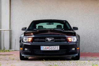 Ford Mustang 4.0L V6 2010