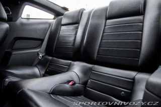 Ford Mustang 4.0L V6 2010