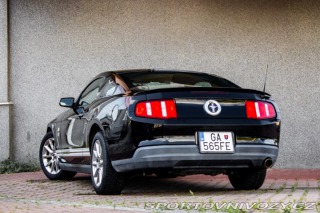Ford Mustang 4.0L V6 2010