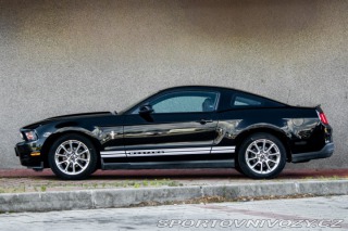 Ford Mustang 4.0L V6 2010