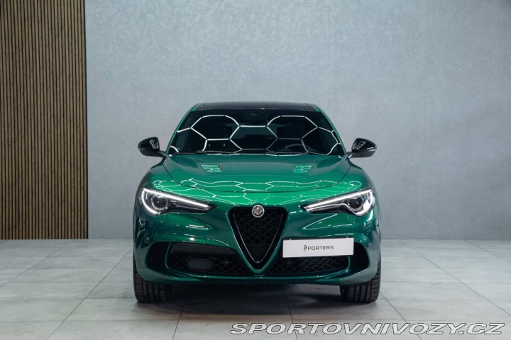 Alfa Romeo Stelvio 2.9 V6 Twin Turbo QV AWD 2023