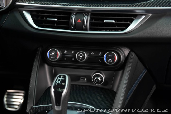Alfa Romeo Stelvio 2.9 V6 Twin Turbo QV AWD 2023