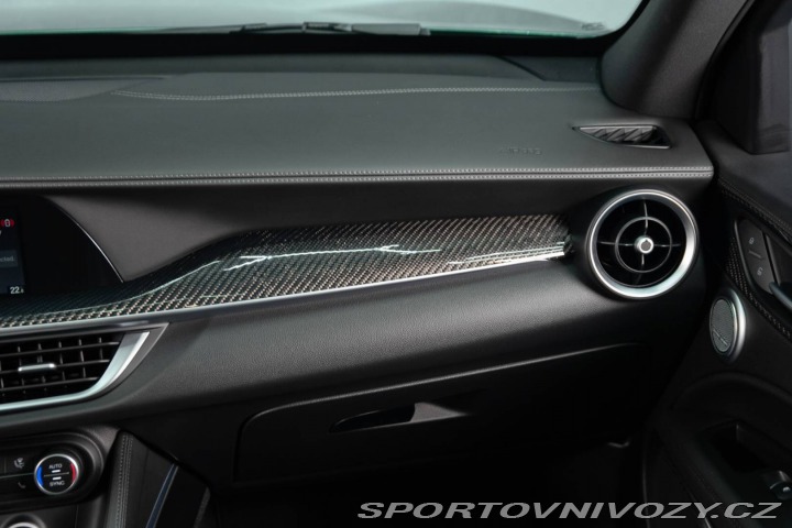 Alfa Romeo Stelvio 2.9 V6 Twin Turbo QV AWD 2023