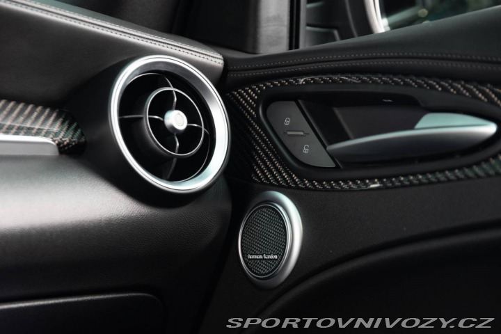 Alfa Romeo Stelvio 2.9 V6 Twin Turbo QV AWD 2023