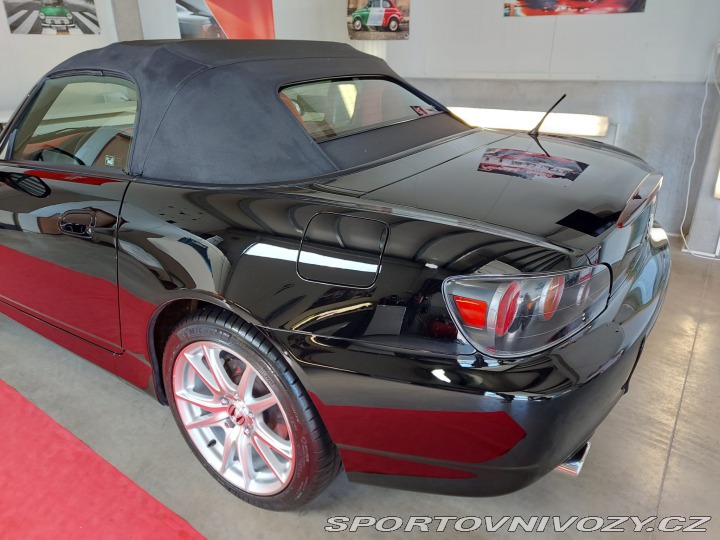 Honda S2000 Roadster 2005