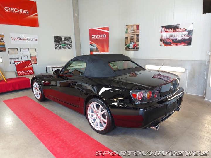 Honda S2000 Roadster 2005