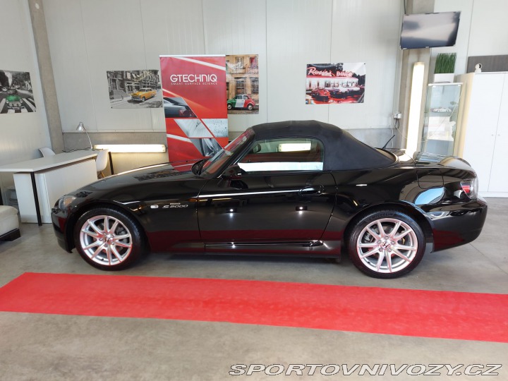 Honda S2000 Roadster 2005