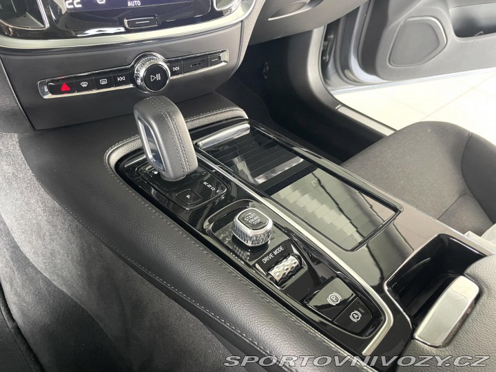 Volvo V60 T6 AWD Recharge*Inscripti 2021