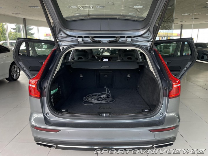 Volvo V60 T6 AWD Recharge*Inscripti 2021
