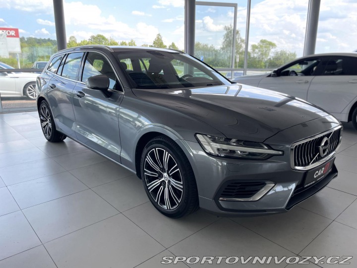 Volvo V60 T6 AWD Recharge*Inscripti 2021