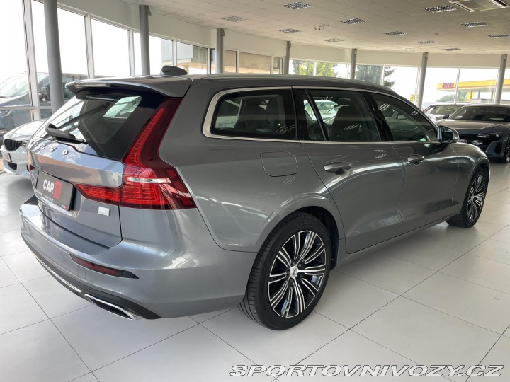 Volvo V60 T6 AWD Recharge*Inscripti 2021