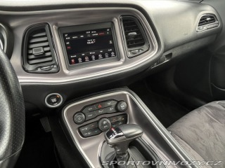 Dodge Challenger 5.7 L HEMI 2021