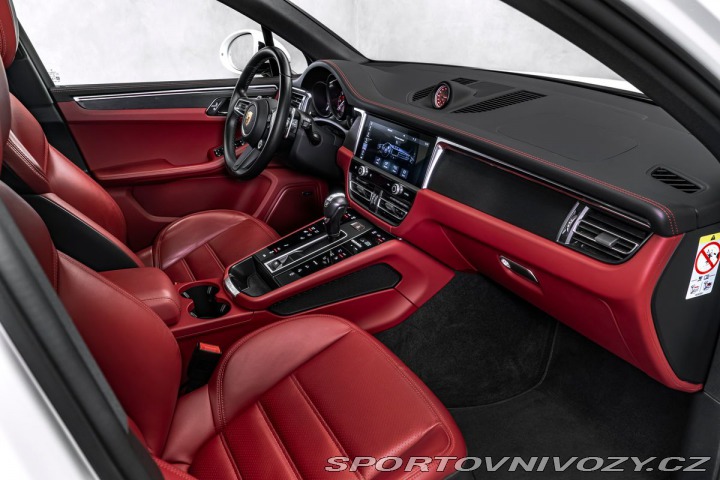 Porsche Macan GTS, vzduch, panorama, CZ 2023