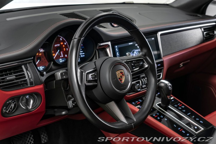 Porsche Macan GTS, vzduch, panorama, CZ 2023