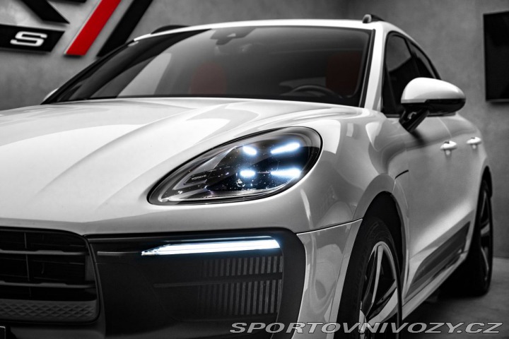 Porsche Macan GTS, vzduch, panorama, CZ 2023