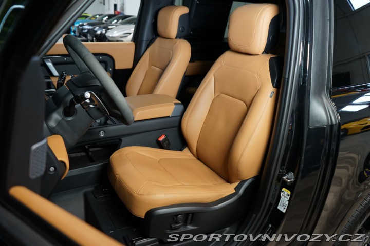 Ostatní značky Ostatní modely Land Rover Defender 90*V8*P525*HUD*TAŽNÉ*PANO 2022